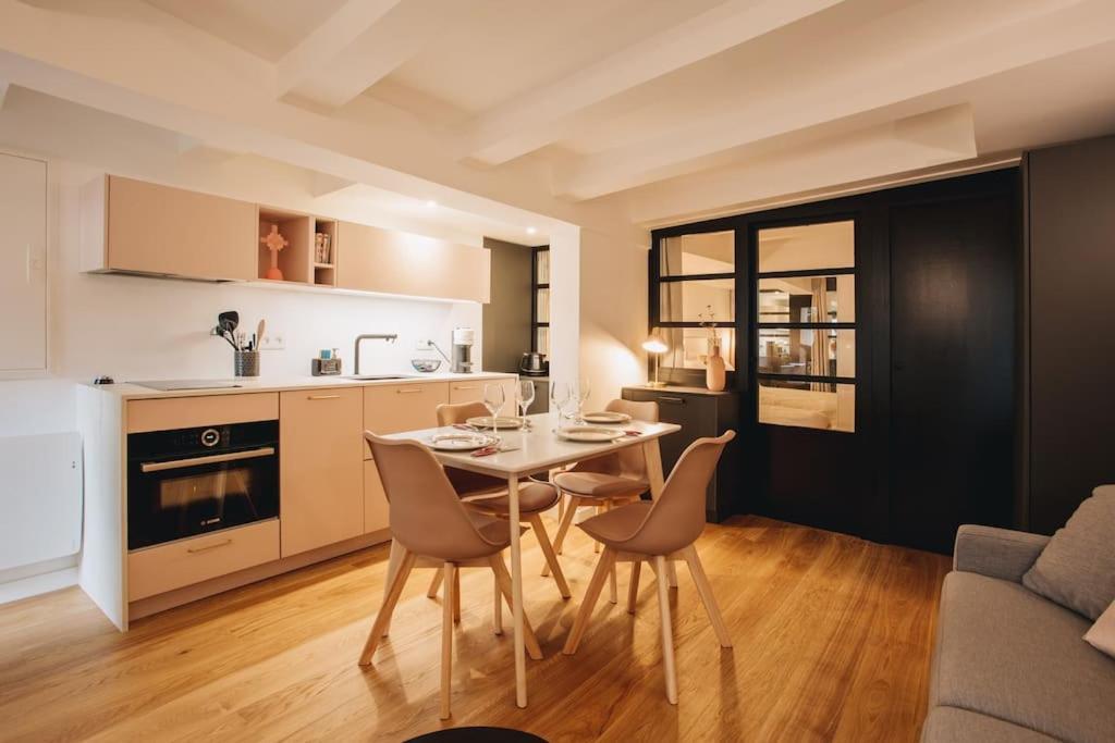 La Vie En Rose - Luxe, Calme & Hypercentre - 3* Apartment Annecy Ngoại thất bức ảnh